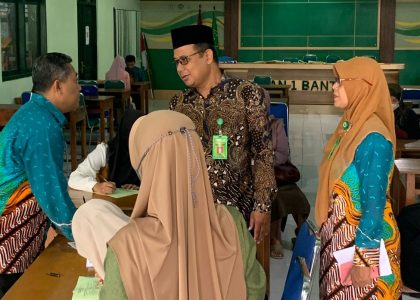 MAN 1 Bantul Terima Kunjungan Pengawas dalam Rangka Monitoring dan Evaluasi SPMB Tahun 2025