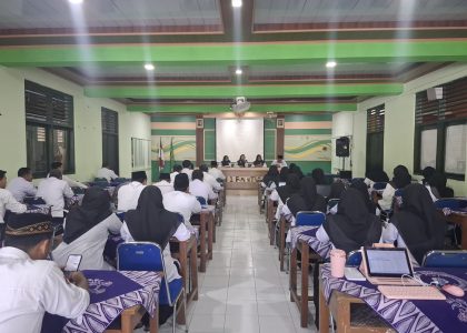 Rapat Perdana untuk Pemantapan Kinerja Guru dan Pegawai MAN 1 Bantul dengan Kamad yang Baru