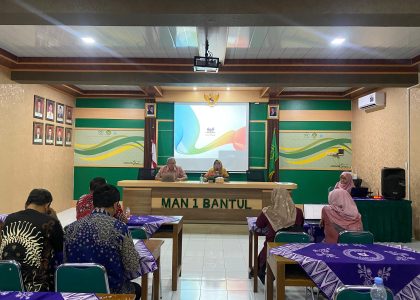 Guru Besar UNY Suntikkan Motivasi: Jadilah Guru yang Peduli dan Dicintai