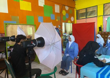 MAN 1 Bantul Tingkatkan Administrasi melalui Pembuatan Kartu Pelajar dan Kartu Perpustakaan Kelas X