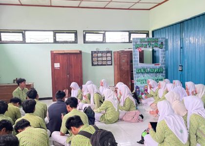 Solid Bergerak Enam Organisasi MAN 1 Bantul Satukan Langkah Siapkan Bakti Sosial
