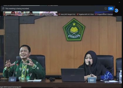 Tindaklanjuti Undangan Kanwil Kemenag DIY, Kepala TU MAN 1 Bantul Hadiri Rapat Persiapan Audit BPK RI Secara Daring