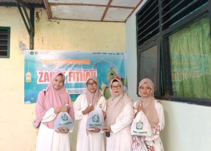 MAN 1 Bantul Salurkan Zakat Fitrah kepada Siswa yang Berhak di Momentum Ramadan 1447 H
