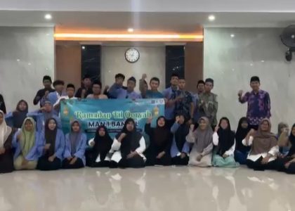 Peserta RFQ MAN 1 Bantul Kembali ke Madrasah Setelah Menyelesaikan Pengabdian di Masyarakat