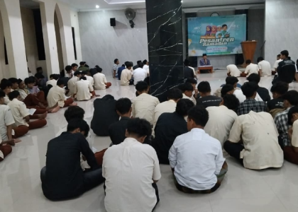 Khataman Kajian Kitab Jawahirul Adab Warnai Pesantren Ramadhan MAN 1 Bantul