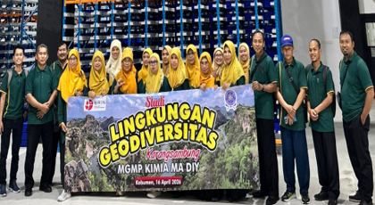 Guru Kimia MAN 1 Bantul Ikuti MGMP Kimia Dengan Kunjungan Lapangan ke BRIN Karangsambung Kebumen