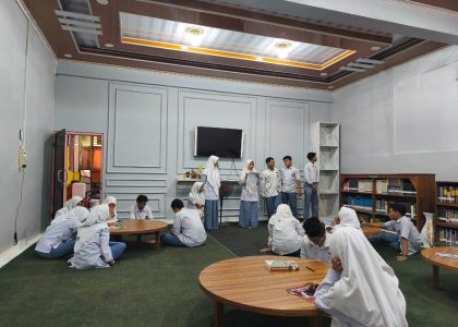 Pembelajaran Ilmu Tafsir Kelas XI FD 1 MAN 1 Bantul Berlangsung Aktif dan Interaktif