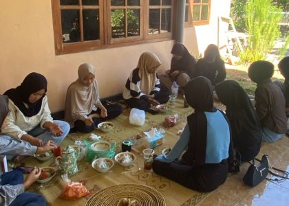Perkuat Kebersamaan Iduladha, Kelas XI FD 6 MAN 1 Bantul Gelar Pengajian Bersama