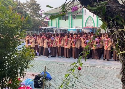 Semangat Pagi, Siswa Kelas X MAN 1 Bantul Gelar Apel Persiapan Bakti dan Kemah Ambalan