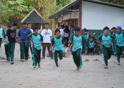 Seru! Siswa Kelas X MAN 1 Bantul Mengikuti Outbond PERBASIS IV di Lembah Sosory