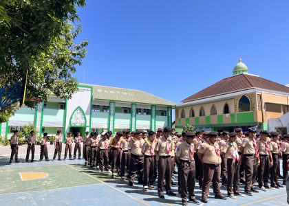 Kegiatan Perdana Pramuka MAN 1 Bantul Tanamkan Semangat Disiplin dan Kebersamaan bagi Murid Kelas X