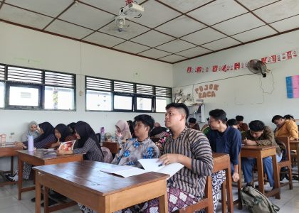 Penuh Antusias, Siswa Kelas X E2 MAN 1 Bantul Ikuti Pengenalan Mapel Informatika
