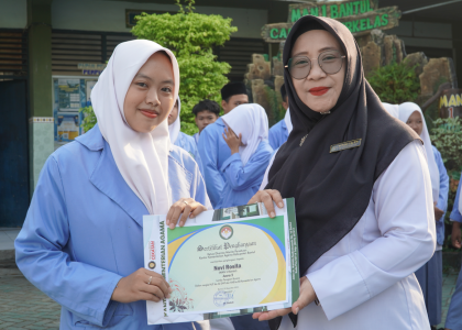 Murid MAN 1 Bantul Raih Juara II Lomba Peragaan Busana Tingkat Kabupaten