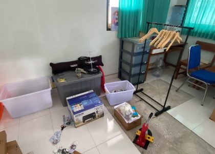 Tak Hanya Press Mug dan Gantungan Kunci, Multimedia MAN 1 Bantul Siapkan Rak dan Gantungan Baju untuk Expo EKSTRANAS 2026
