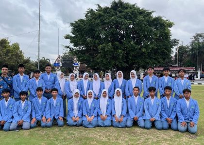 Yang Muda Yang Berdaya: Murid OSIM MAN 1 Bantul Menjadi Peserta Upacara Hari Sumpah Pemuda di Lapangan Paseban